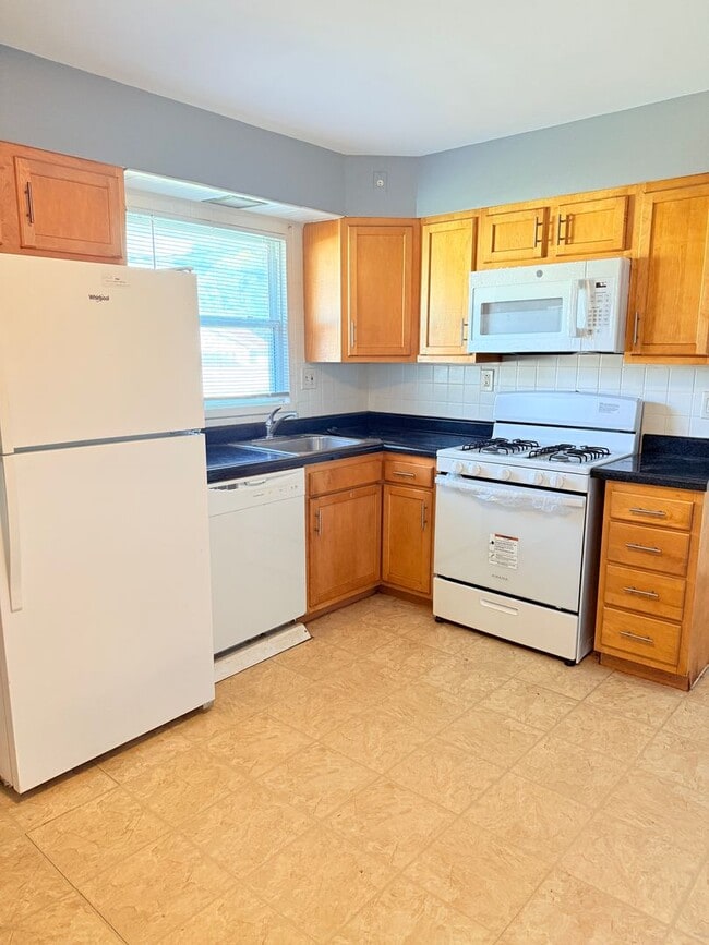 255 Jeanette Dr in Florissant, MO - Building Photo - Building Photo