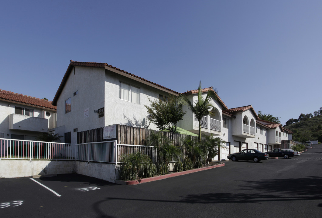 Liberty Heights in San Marcos, CA - Building Photo