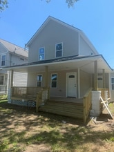 6211 Lawn Ave in Cleveland, OH - Building Photo - Building Photo