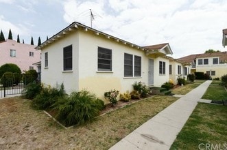 6810 Malabar St in Huntington Park, CA - Foto de edificio - Building Photo
