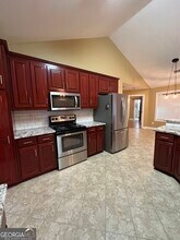 3910 Piney Brook Dr in Loganville, GA - Building Photo - Building Photo