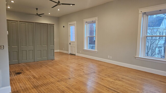 1604 Greenup St in Covington, KY - Building Photo - Building Photo