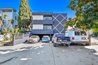 514 N Hayworth in Los Angeles, CA - Building Photo - Interior Photo
