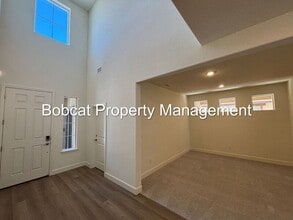 1751 Boundary Peak St in Carson City, NV - Foto de edificio - Building Photo