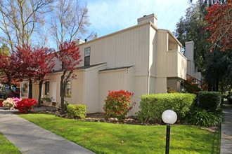 WESTPOINTE APARTMENTS in Stockton, CA - Building Photo - Building Photo