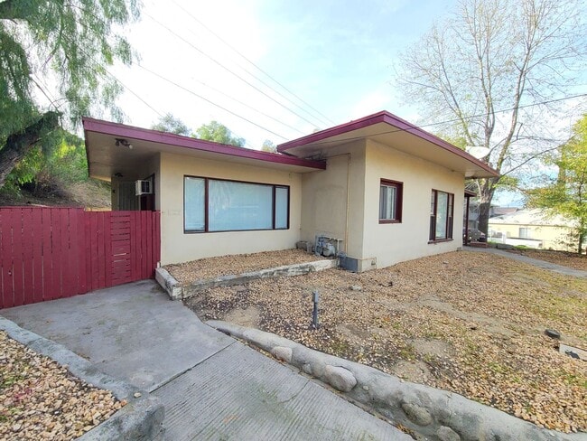 11298 San Mateo Dr in Loma Linda, CA - Building Photo - Building Photo