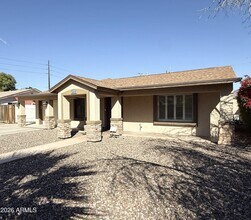 5212 E Cambridge Ave in Phoenix, AZ - Building Photo - Building Photo