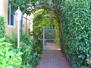 Bay Palms Villa in Fort Lauderdale, FL - Foto de edificio - Other
