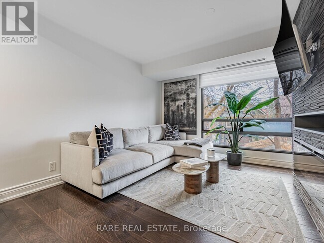 property at 449 Walmer Rd