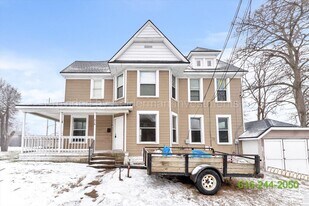 801 Prospect Ave SE in Grand Rapids, MI - Building Photo