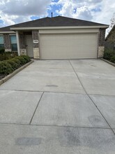 8408 Holw Bnd St in Fort Worth, TX - Building Photo - Building Photo