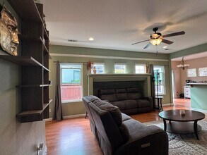 1009 Desert Peach Ct in Sparks, NV - Building Photo - Building Photo