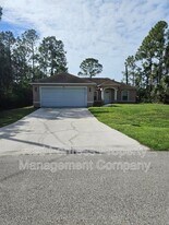 2707 26th St W in Lehigh Acres, FL - Building Photo