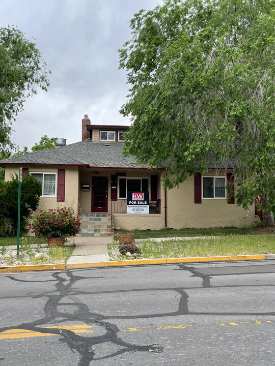 300 La Rue Ave in Reno, NV - Building Photo