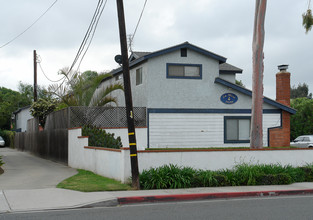 2680 Santa Ana Ave in Costa Mesa, CA - Building Photo - Building Photo