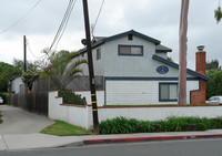 2680 Santa Ana Ave in Costa Mesa, CA - Foto de edificio - Building Photo