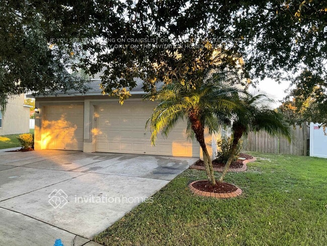 property at 2711 Queen Alberta Dr