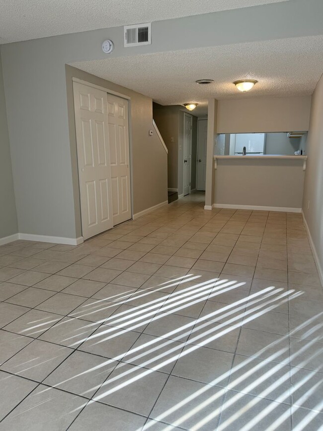 861 Nutmeg Pl in Reno, NV - Building Photo - Building Photo