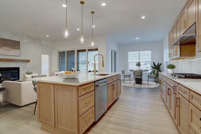 7185 S Youngfield Wy in Littleton, CO - Building Photo - Building Photo