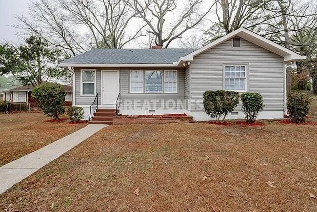201 Ridgewood Ave
