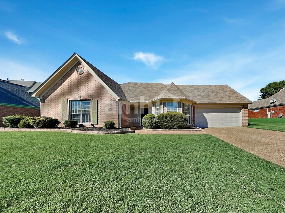 6472 Daybreak Dr in Bartlett, TN - Building Photo