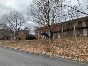 Payne Apartments in Fort Payne, AL - Building Photo - Building Photo