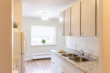 Hillcrest Apartments in Sault Ste Marie, ON - Building Photo