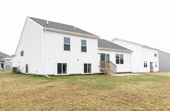 1065 Waukee Ave in Waukee, IA - Building Photo - Building Photo
