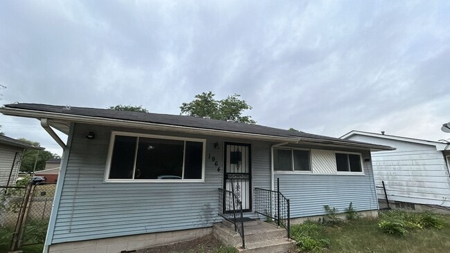 property at 1964 Matthews Pl