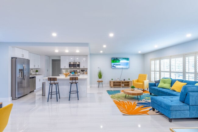 6466 NW 20th St in Margate, FL - Building Photo - Building Photo