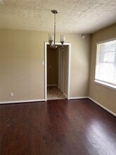 10306 Twin Hills Ct in Houston, TX - Foto de edificio - Building Photo