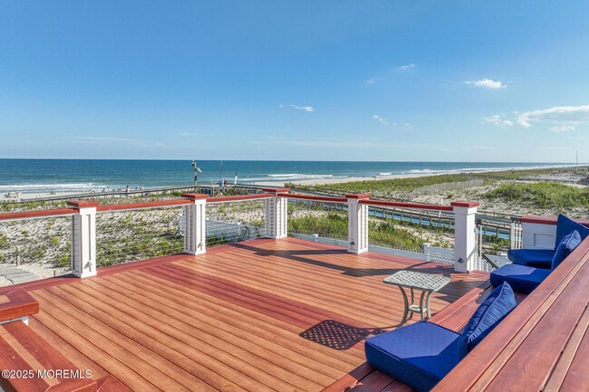 14 Falls Rd in Mantoloking, NJ - Building Photo - Building Photo