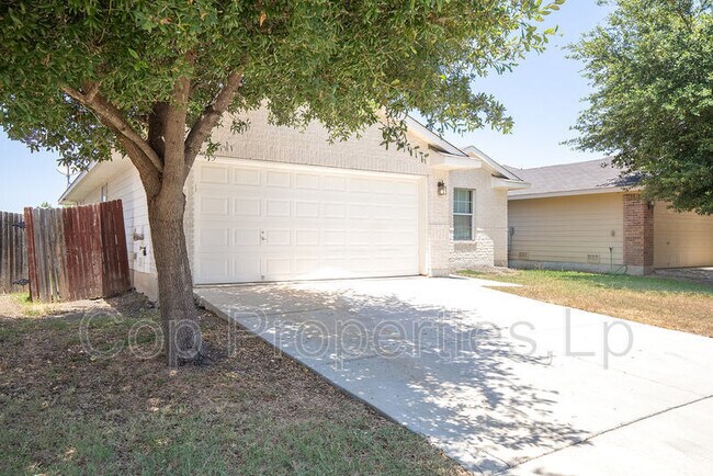 9179 Everton in San Antonio, TX - Building Photo - Building Photo