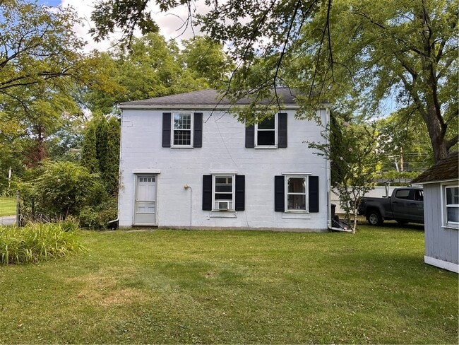 property at 410 N Main St