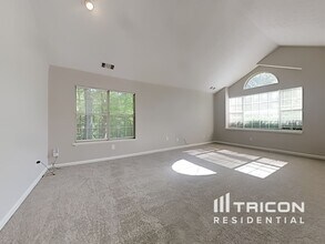 4122 Autumn Lake Dr in Buford, GA - Building Photo - Building Photo