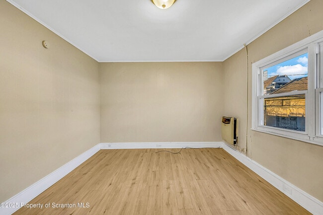 1101 Washburn St in Scranton, PA - Building Photo - Building Photo