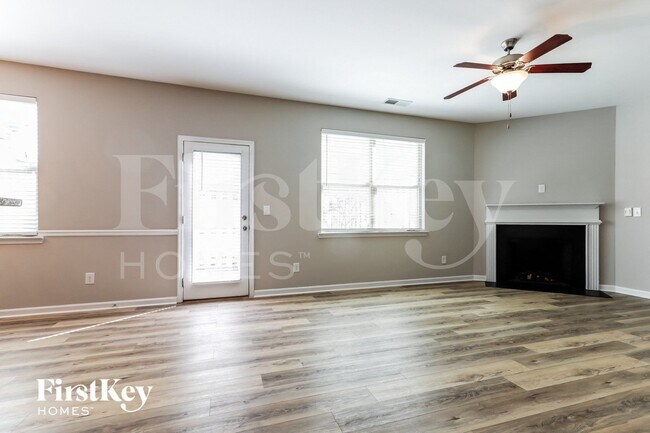 3832 Humber Ct in Cumming, GA - Foto de edificio - Building Photo