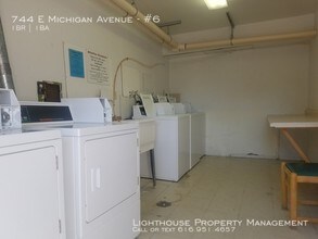 744 E Michigan Ave-Unit -#6 in Battle Creek, MI - Building Photo - Building Photo