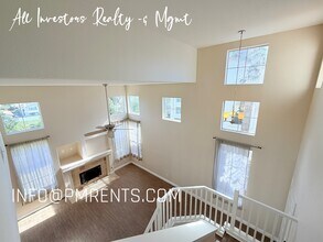 4675 Los Alamos Way in Oceanside, CA - Building Photo - Building Photo