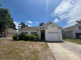 1015 Foxridge Way in Leland, NC - Building Photo