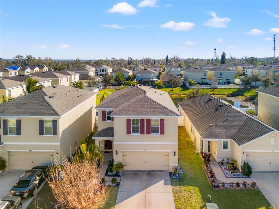 115 Cinnamon Bark Pl in Valrico, FL - Building Photo