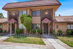 4312 Lynnann in Las Vegas, NV - Building Photo