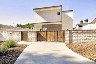 10499 Yolanda Ave in Porter Ranch, CA - Building Photo