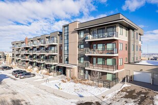 Diseno Condos in Calgary, AB - Building Photo