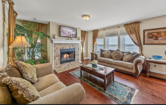 5901 Snow Creek Dr in The Colony, TX - Building Photo - Building Photo