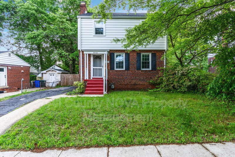 9745 51st Pl in College Park, MD - Building Photo
