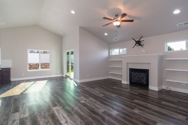 1727 S Sundance Dr in Spokane Valley, WA - Building Photo - Building Photo