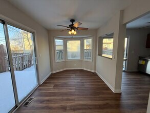 1333 Petersburg Ct in Carol Stream, IL - Building Photo - Building Photo