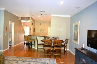 11158 Kapok Grand Cir in St. Petersburg, FL - Building Photo - Building Photo