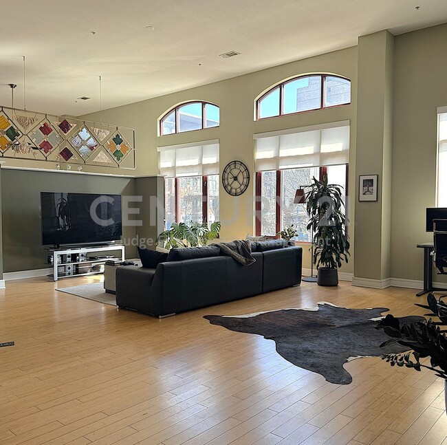 3699 McKinney Ave in Dallas, TX - Building Photo - Building Photo